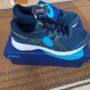 ASICS Men’s Gel Contend Size 9 NEW WITH TAGS!!